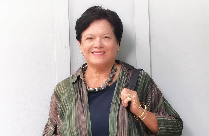 Portrait of artist Mealanna Meyer